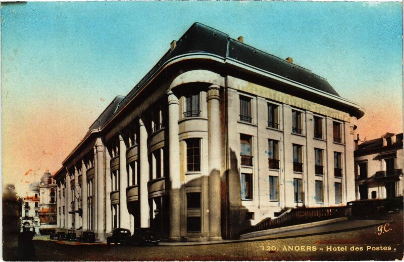 Carte postale ancienne Angers Hotel des Postes à Angers