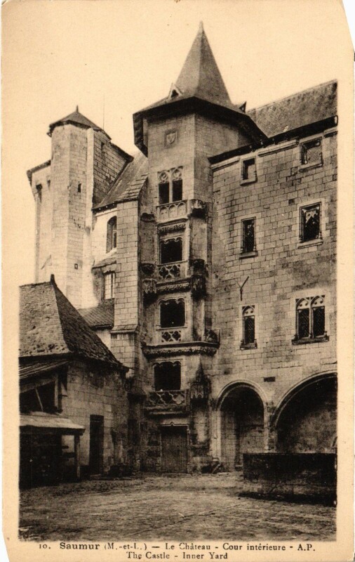 Carte postale ancienne Saumur le Chateau à Saumur