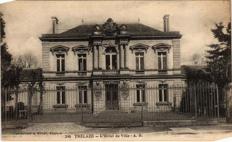 Carte postale ancienne Trélazé Hotel de Ville à Trélazé