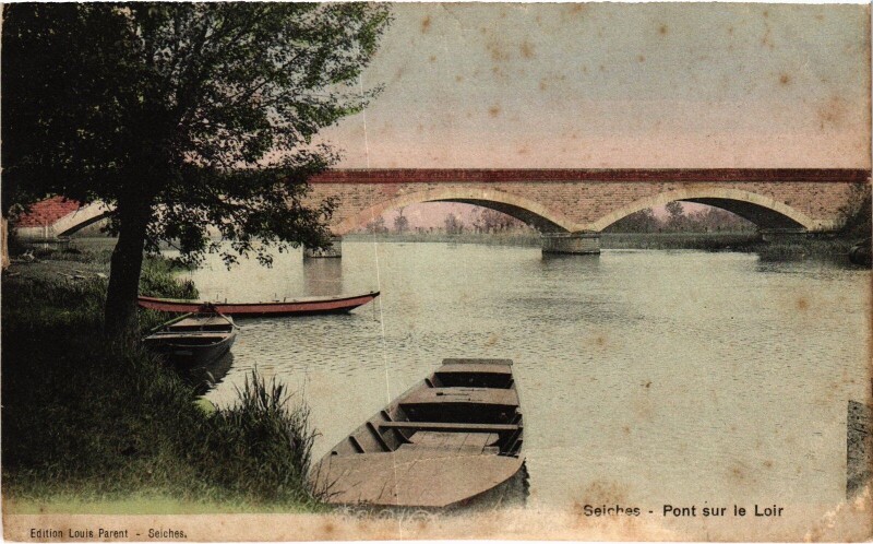 Carte postale ancienne Seiches Pont sur le Loire