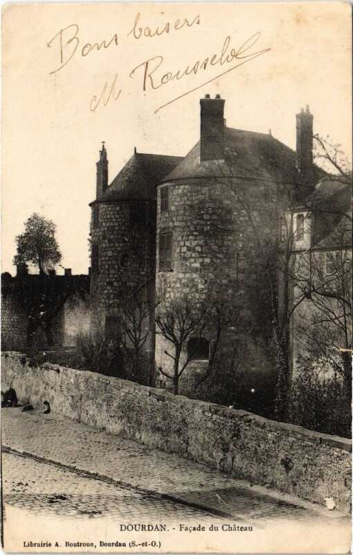 Carte postale ancienne Dourdan Facade du Chateau France à Dourdan