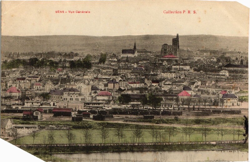 Carte postale ancienne Sens vue générale