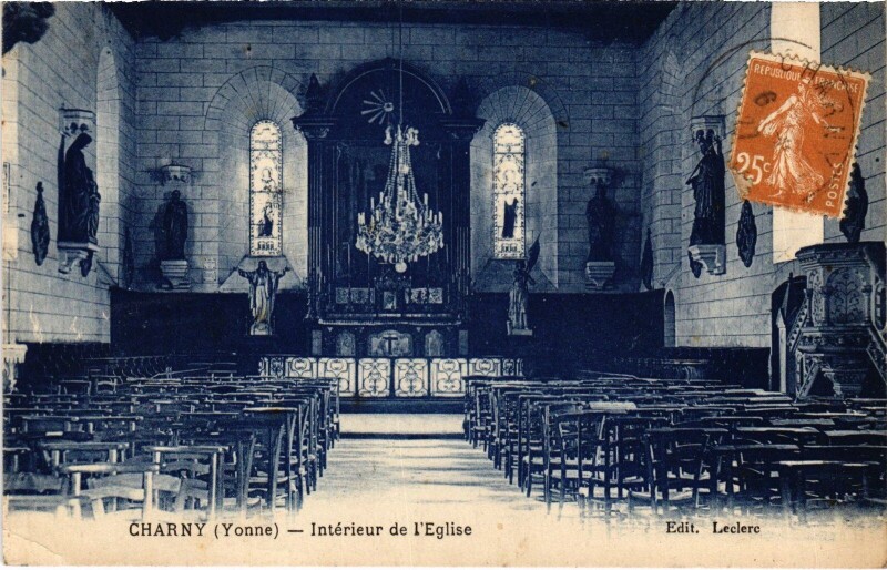 Carte postale ancienne Charny Interieur Eglise