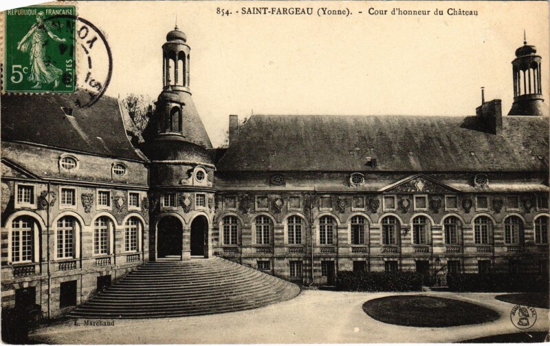 Carte postale ancienne Saint-Fargeau le Chateau à Saint-Fargeau