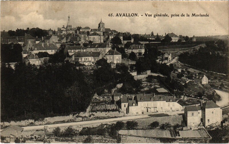 Carte postale ancienne Avallon vue générale à Avallon