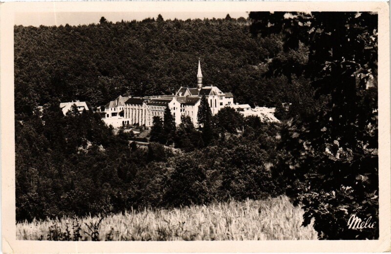 Carte postale ancienne Abbaye de La Pierre-qui-Vire
