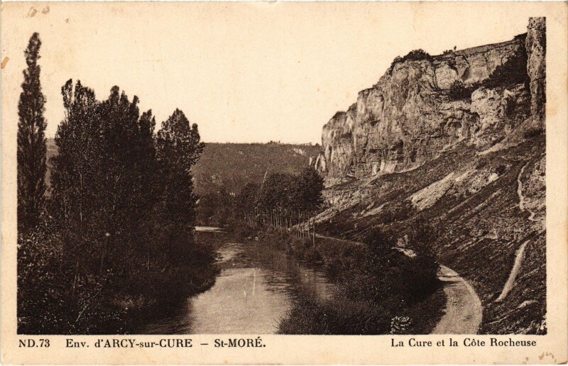Carte postale ancienne Saint-Moré La Cure à Saint-Moré