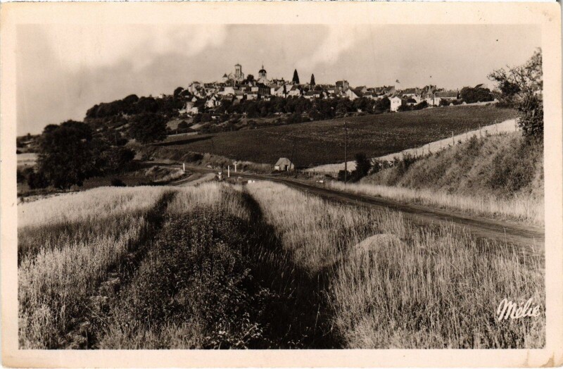 Carte postale ancienne Vézelay vue générale à Vézelay