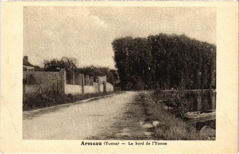Carte postale ancienne Armeau bords de l'Yonne à Armeau