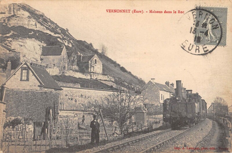 Carte postale ancienne Vernonnet - Maison Dans Le Roc - Train à Vernon