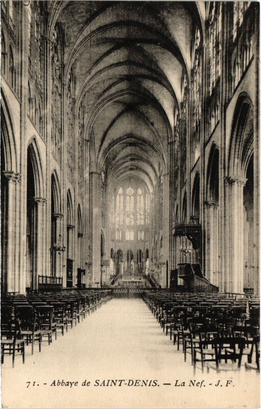 Carte postale ancienne Abbaye de Saint-Denis La Nef France à Saint-Denis
