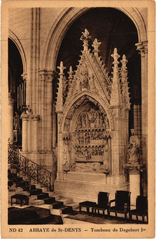 Carte postale ancienne Saint-Denis Tombeau de Dagobert 1er France à Saint-Denis