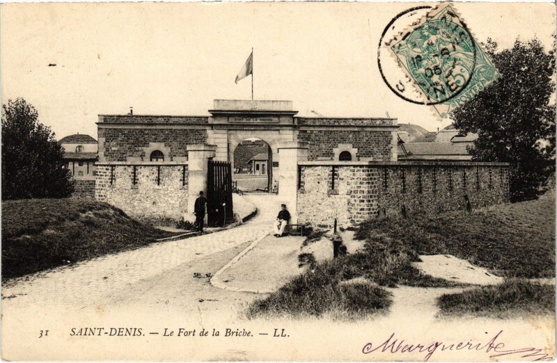 Carte postale ancienne Saint-Denis Le Fort de la Briche France à Saint-Denis