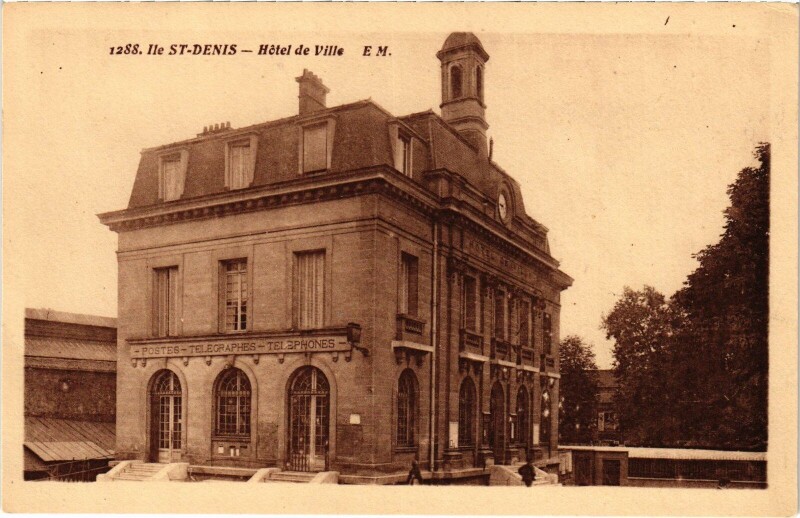 Carte postale ancienne Saint-Denis Hotel de Ville France à Saint-Denis