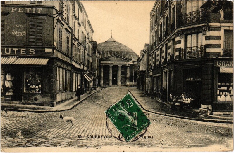 Carte postale ancienne Courbevoie La Place de l'Eglise France à Courbevoie