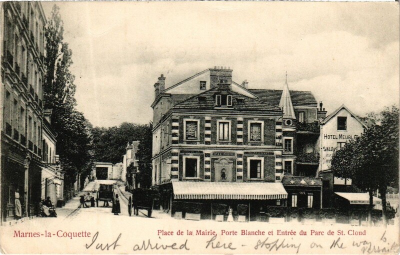 Carte postale ancienne Marnes La Coquette Place de la Mairie France à Marnes-la-Coquette