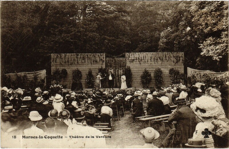 Carte postale ancienne Marnes La Coquette Theatre de la Verdure France à Marnes-la-Coquette