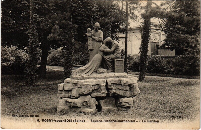 Carte postale ancienne Rosny sous Bois Square Rochard-Gardebled France à Rosny-sous-Bois