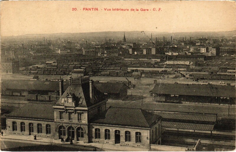 Carte postale ancienne Pantin Vue interieure de la Gare France à Pantin