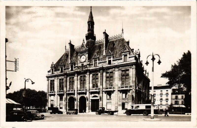 Carte postale ancienne Saint-Denis L'Hotel de Ville France à Saint-Denis