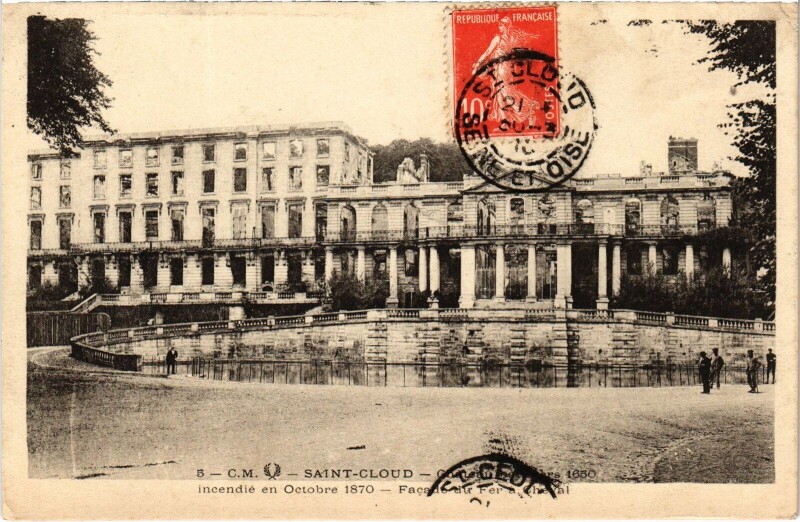 Carte postale ancienne Saint-Cloud Facade du Fer a Cheval France à Saint-Cloud