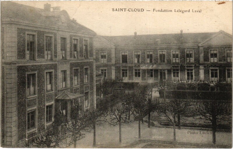 Carte postale ancienne Saint-Cloud Fondattion Lelegard Laval France à Saint-Cloud