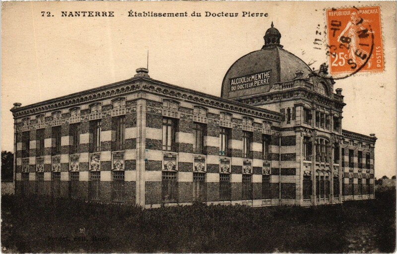 Carte postale ancienne Nanterre Etablissement du Docteur Pierre France à Nanterre