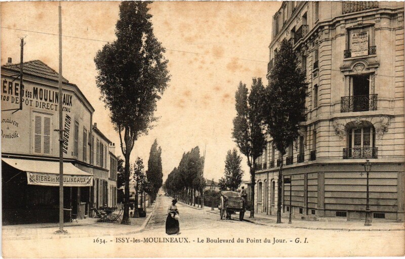 Carte postale ancienne Issy Le Boulevard du Pointe du Jour France