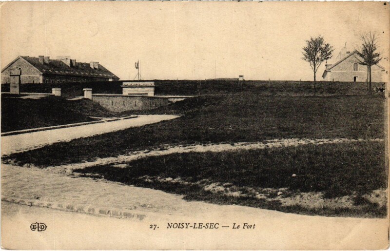 Carte postale ancienne Noisy-le-Sec Le Fort France à Noisy-le-Sec