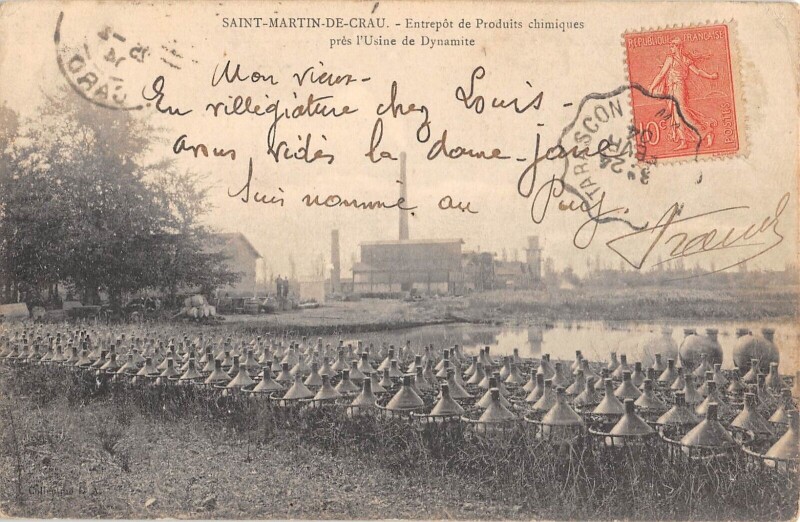 Carte postale ancienne Saint Martin De Crau - Entrepot De Produits Chimiques Pres L'Usine De Dyn à Saint-Martin-de-Crau