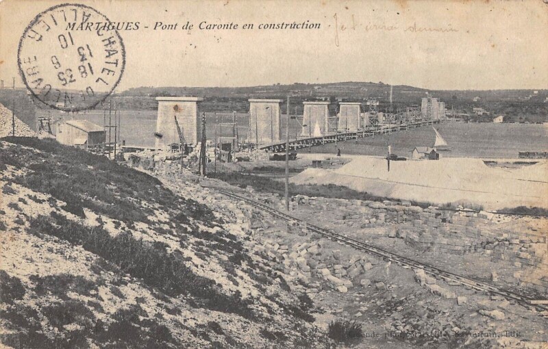 Carte postale ancienne Martigues - Pont De Caronte En Construction à Martigues