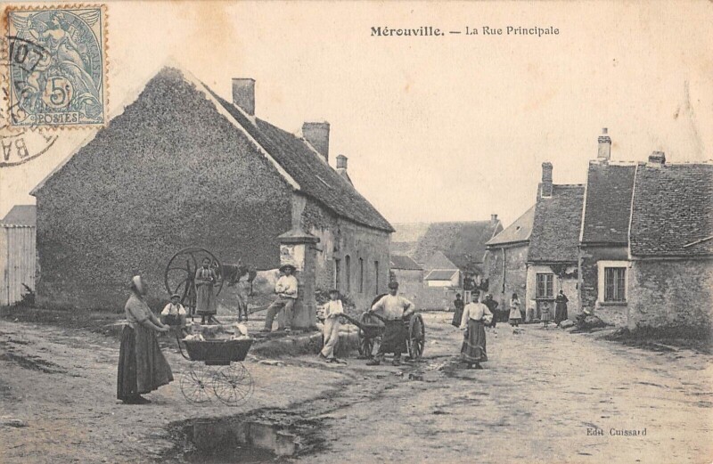 Carte postale ancienne Merouville - La Rue Principale