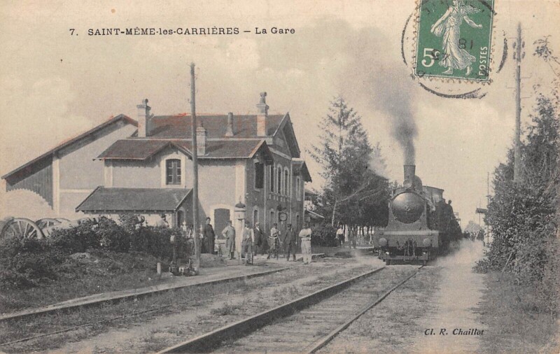 Carte postale ancienne Saint Meme Les Carrieres / La Gare / Train