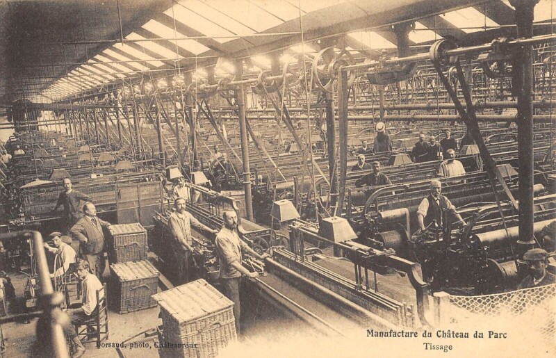 Carte postale ancienne Chateauroux - Manufacture Du Chateau Du Parc - Tissage