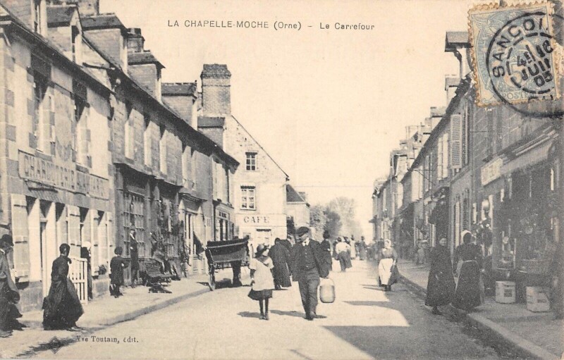 Carte postale ancienne La Chapelle Moche - Le Carrefour