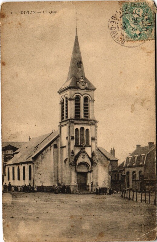 Carte postale ancienne Divion Eglise à Divion