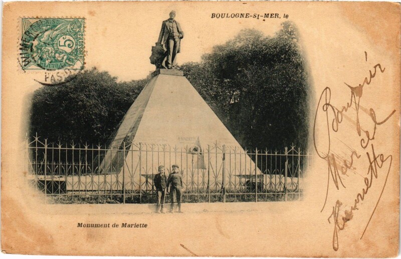 Carte postale ancienne Boulogne-sur-Mer Monument de Mariette à Boulogne-sur-Mer