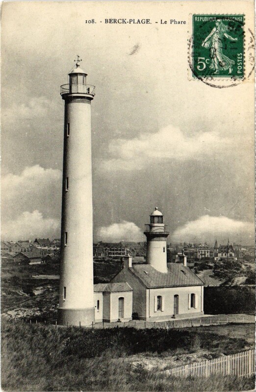Carte postale ancienne Berck-Plage Le Phare à Berck