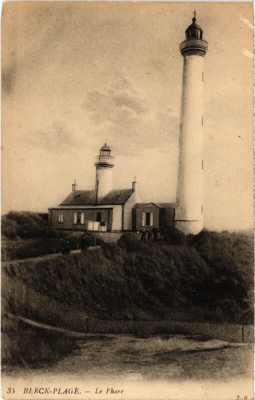 Carte postale ancienne Berck-Plage Le Phare à Berck