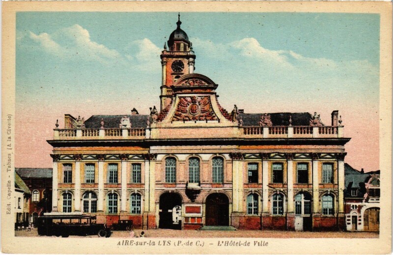 Carte postale ancienne Aire-sur-la-Lys hotel de Ville à Aire-sur-la-Lys