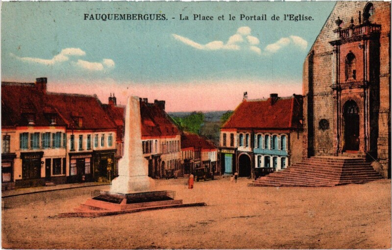 Carte postale ancienne Fauquembergues place et Portail de l'Eglise à Fauquembergues