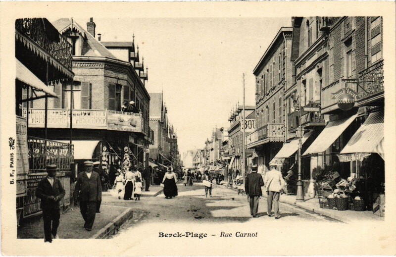 Carte postale ancienne Berck-Plage Rue Carnot à Berck