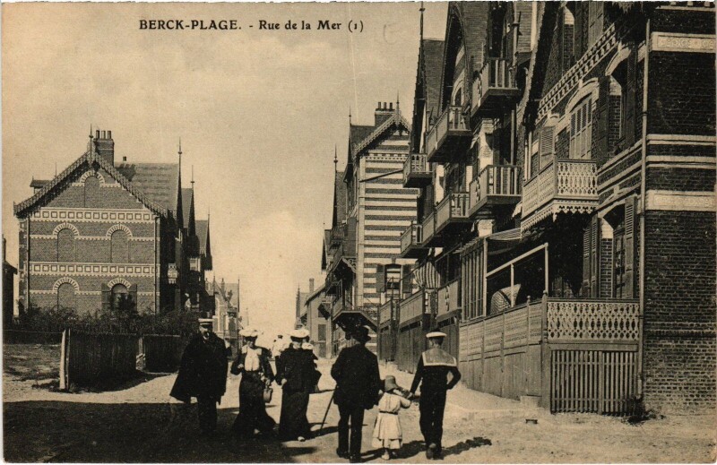Carte postale ancienne Berck-Plage Rue de la Mer à Berck