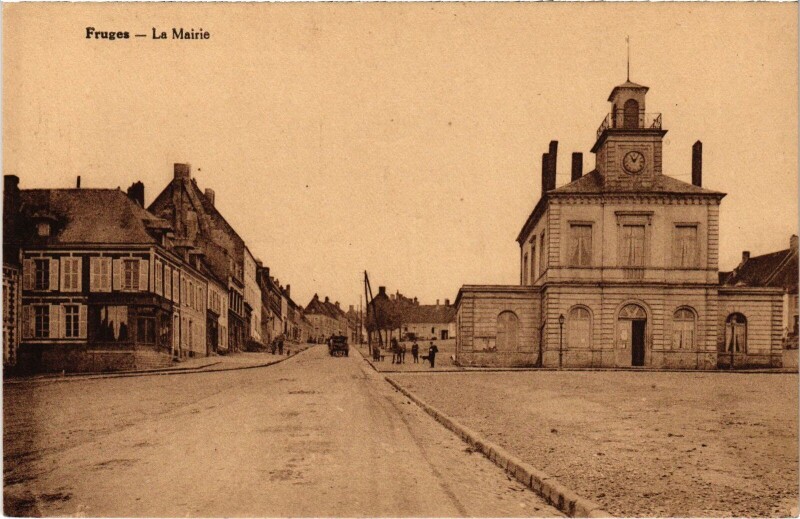 Carte postale ancienne Fruges La Mairie à Fruges
