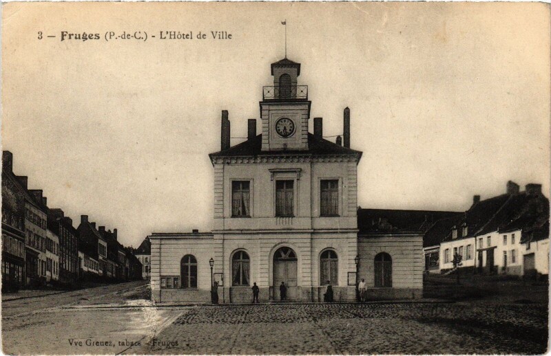 Carte postale ancienne Fruges Hotel de Ville à Fruges