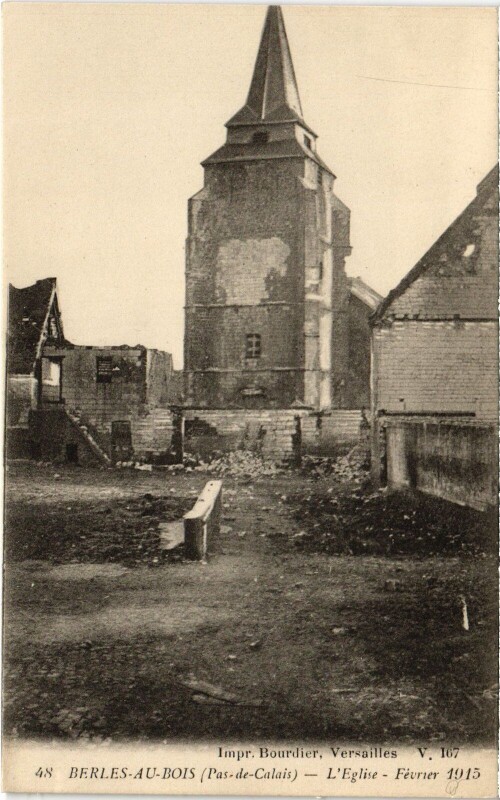 Carte postale ancienne Berles-au-Bois Eglise Guerre à Berles-au-Bois