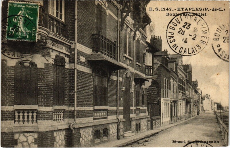 Carte postale ancienne Etaples Boulevard