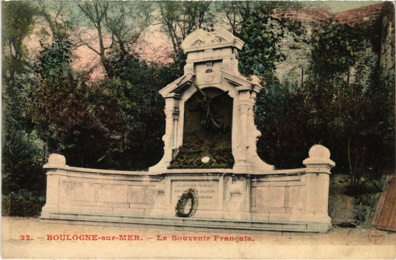 Carte postale ancienne Boulogne-sur-Mer Souvenir Francais à Boulogne-sur-Mer