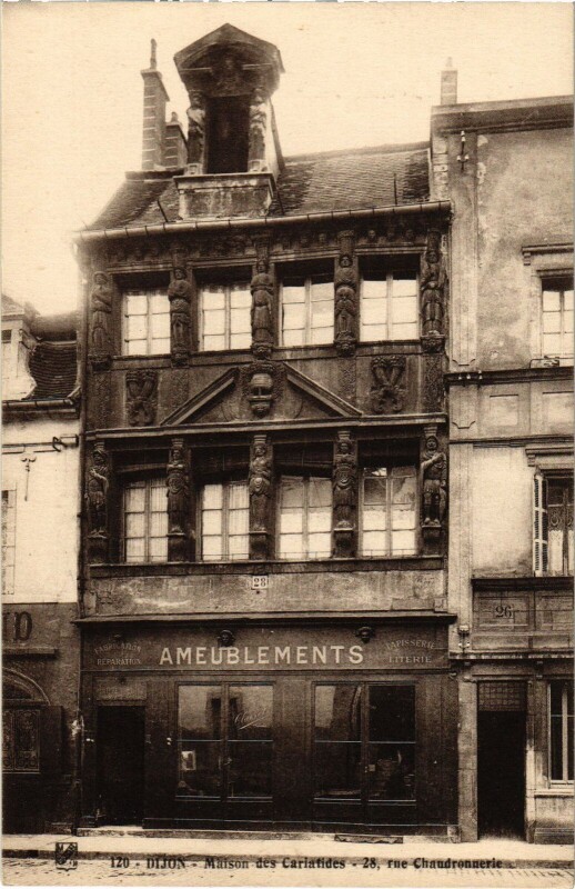 Carte postale ancienne Dijon Maison des Cariatides à Dijon