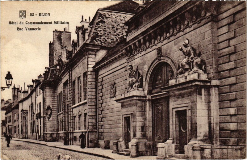 Carte postale ancienne Dijon Hotel du Commandement Militaire à Dijon